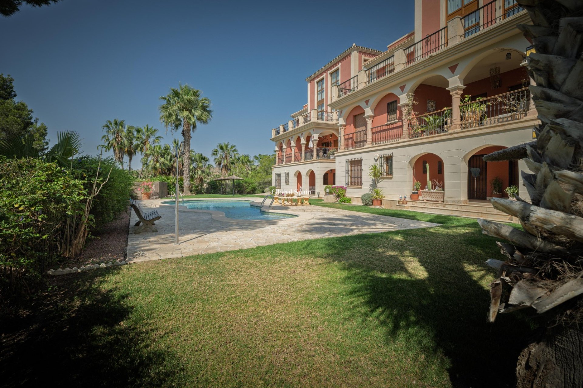 Resale - APARTMENT -
ORIHUELA COSTA - Las Ramblas