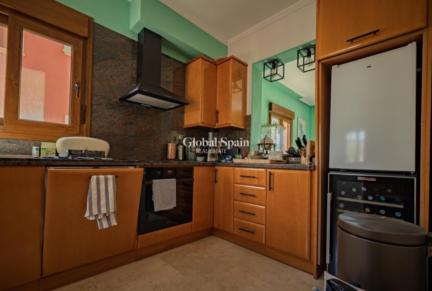 Resale - APARTMENT -
ORIHUELA COSTA - Las Ramblas