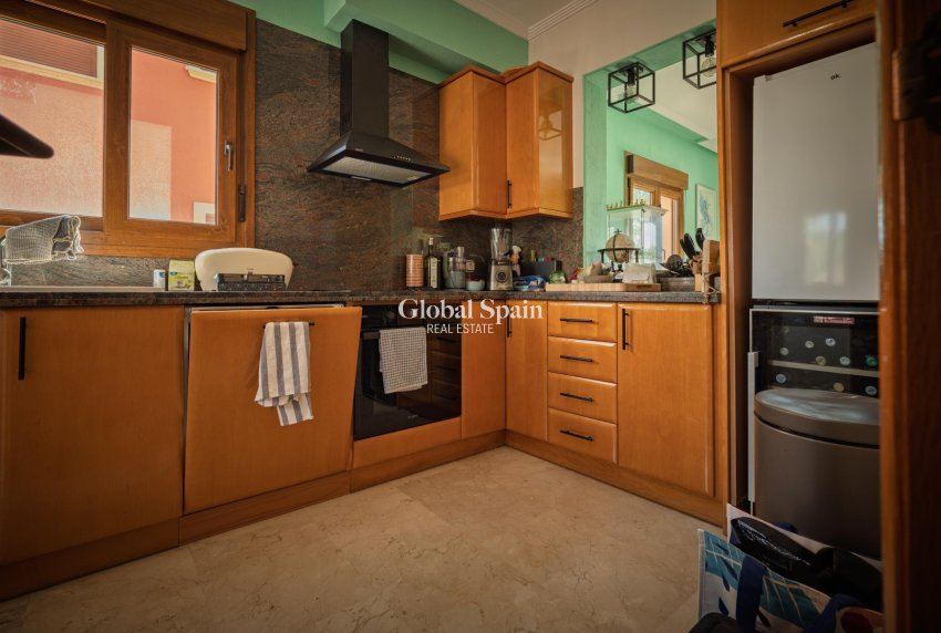 Resale - APARTMENT -
ORIHUELA COSTA - Las Ramblas