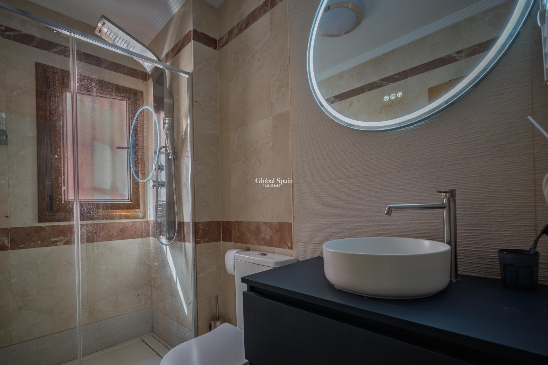 Resale - APARTMENT -
ORIHUELA COSTA - Las Ramblas