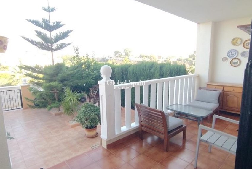 Resale - APARTMENT -
ORIHUELA COSTA - LOMAS CABO ROIG