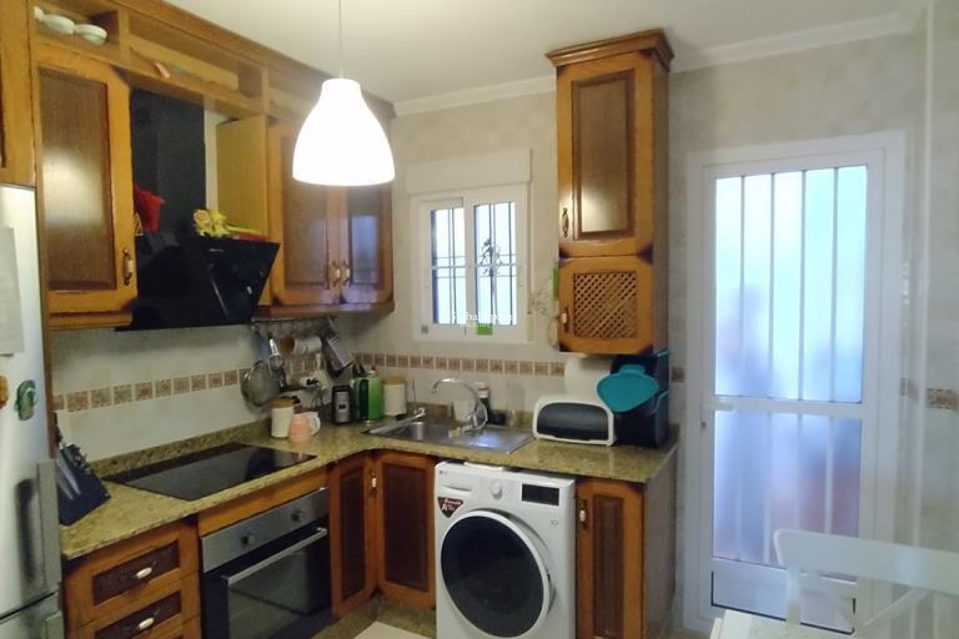 Resale - APARTMENT -
ORIHUELA COSTA - LOMAS CABO ROIG