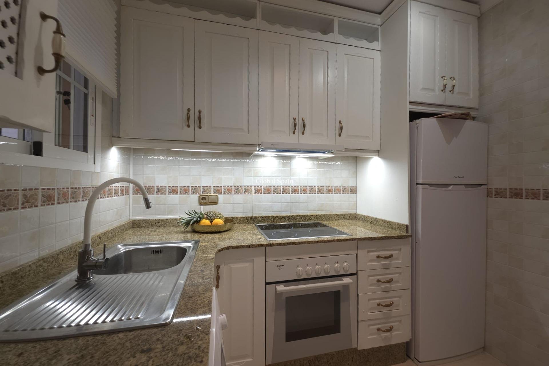 Resale - APARTMENT -
ORIHUELA COSTA - Lomas De Cabo Roig-los Dolses