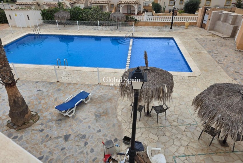 Resale - APARTMENT -
ORIHUELA COSTA - Lomas De Cabo Roig-los Dolses