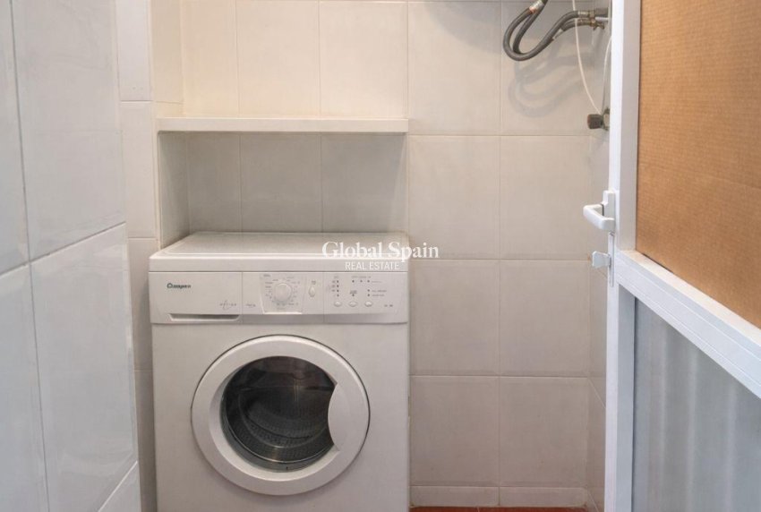 Resale - APARTMENT -
ORIHUELA COSTA - Lomas De Cabo Roig-los Dolses