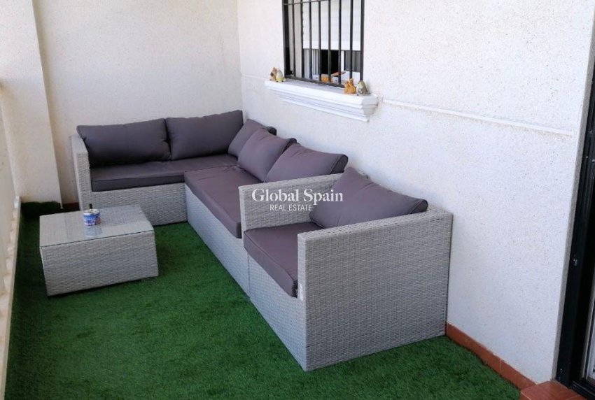 Resale - APARTMENT -
ORIHUELA COSTA - Lomas De Cabo Roig-los Dolses