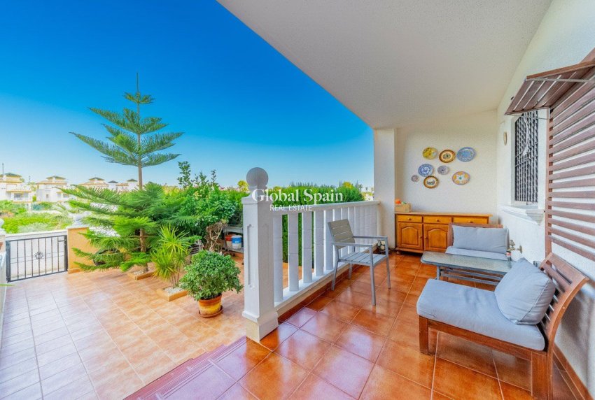 Resale - Apartment -
ORIHUELA COSTA - Lomas de Cabo Roig