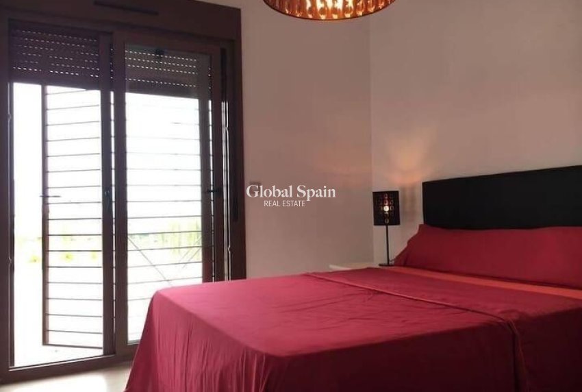 Resale - APARTMENT -
ORIHUELA COSTA - Lomas de Cabo Roig