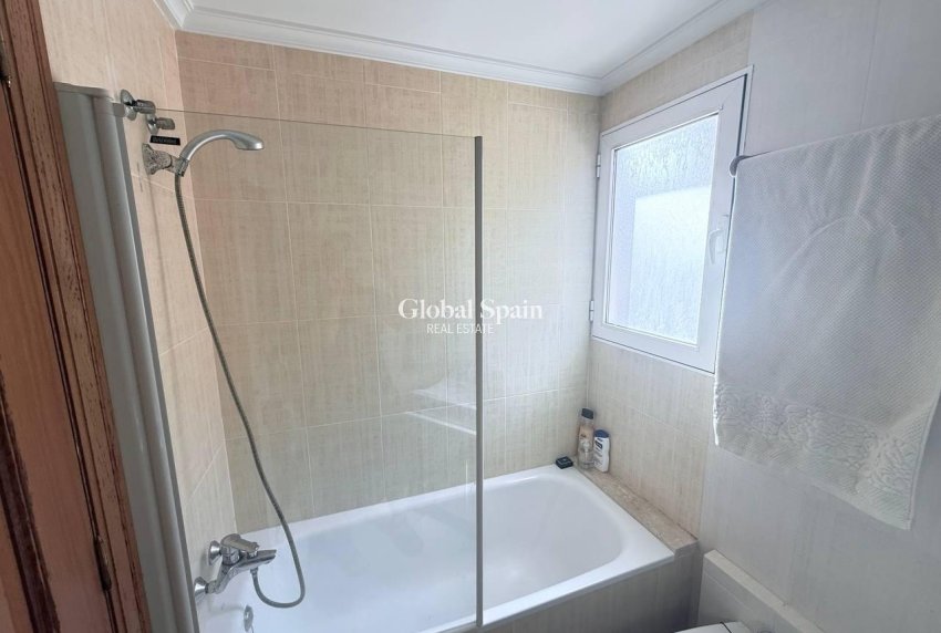 Resale - APARTMENT -
ORIHUELA COSTA - Lomas de Cabo Roig