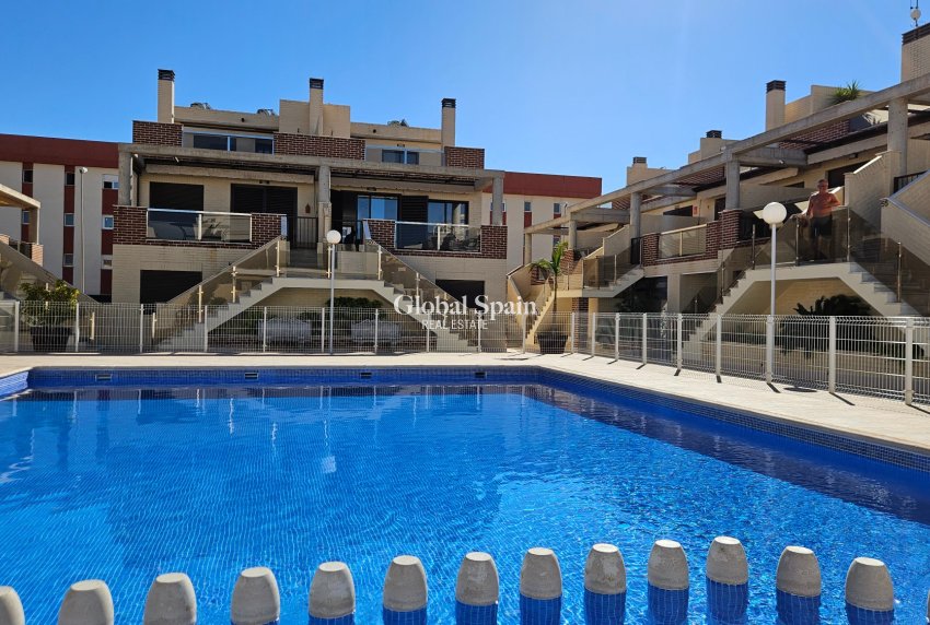 Resale - APARTMENT -
ORIHUELA COSTA - Lomas de Cabo Roig