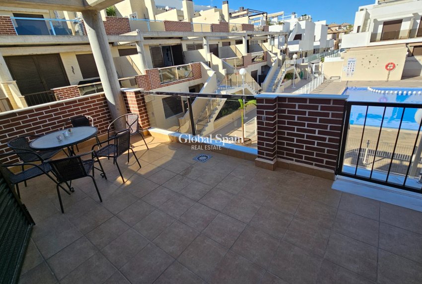 Resale - APARTMENT -
ORIHUELA COSTA - Lomas de Cabo Roig
