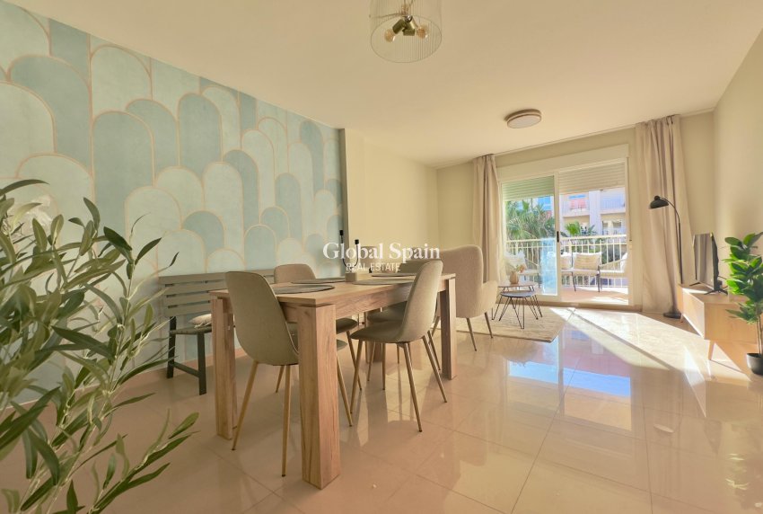Resale - APARTMENT -
ORIHUELA COSTA - Lomas de Cabo Roig