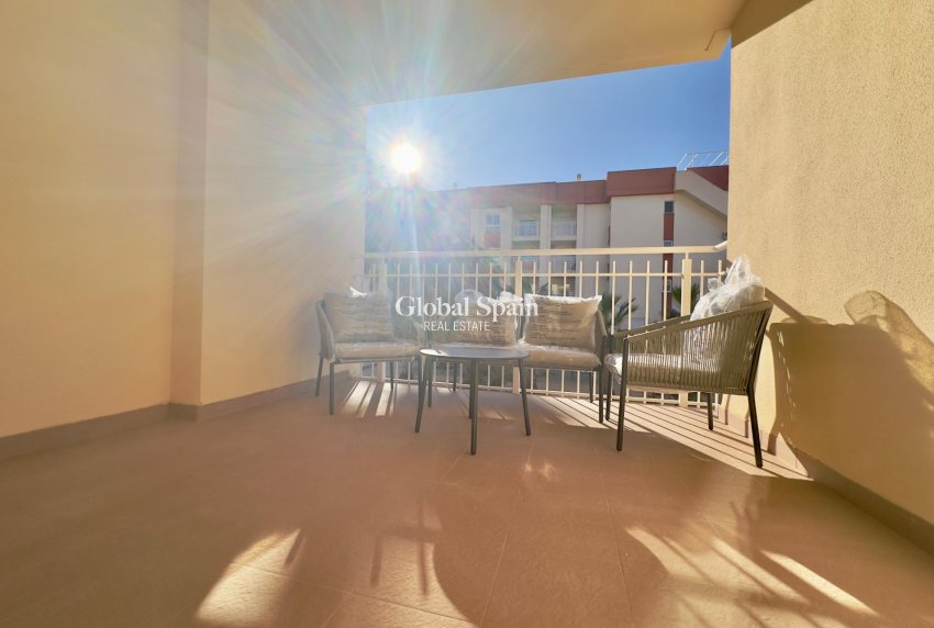 Resale - APARTMENT -
ORIHUELA COSTA - Lomas de Cabo Roig