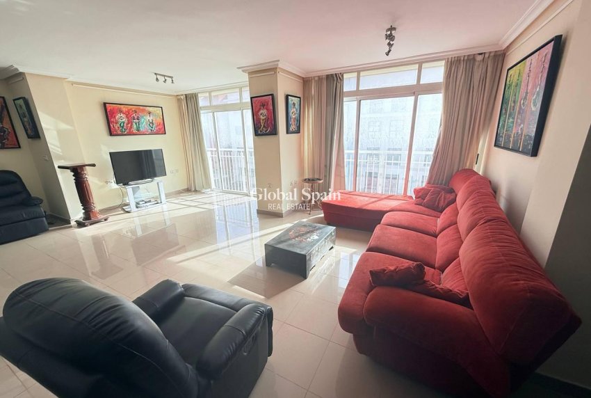 Resale - APARTMENT -
ORIHUELA COSTA - Lomas de Cabo Roig