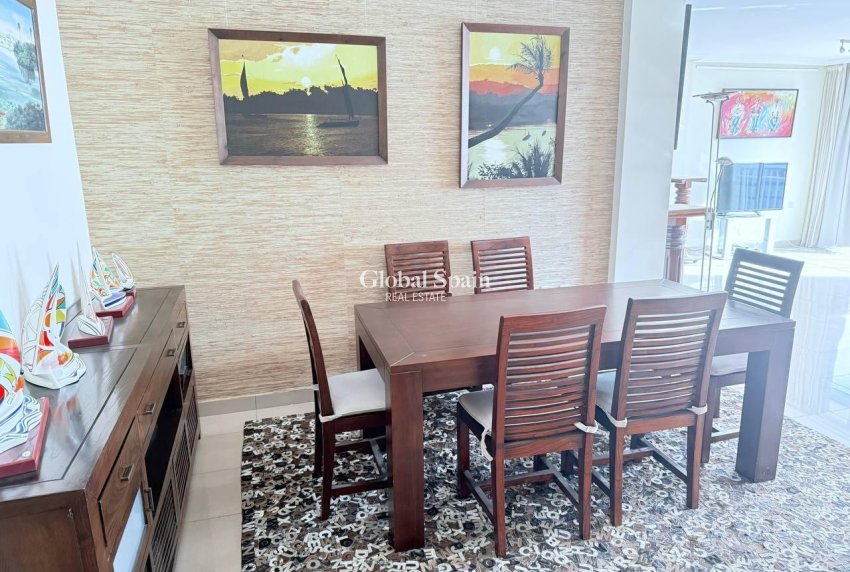 Resale - APARTMENT -
ORIHUELA COSTA - Lomas de Cabo Roig