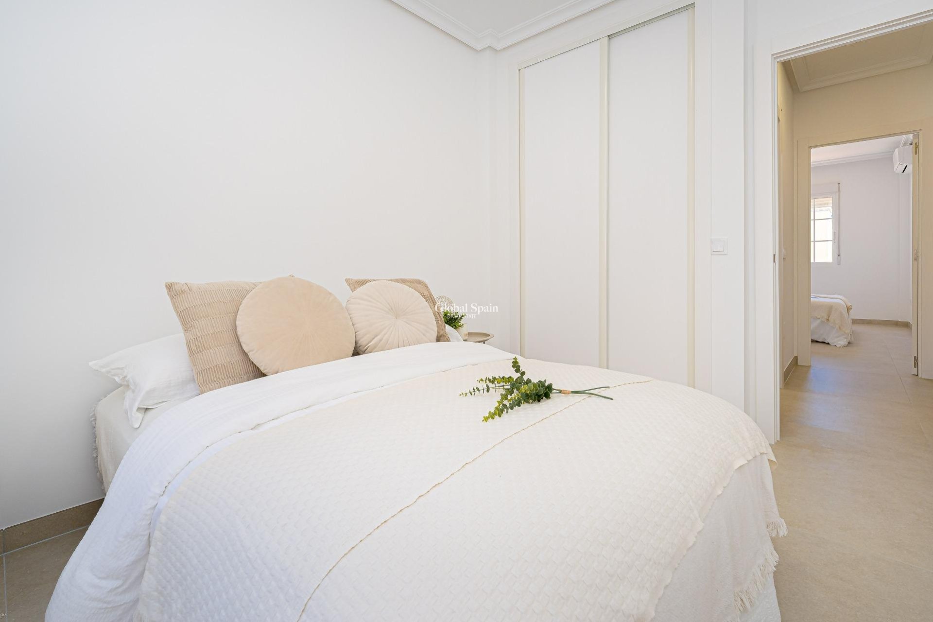 Resale - APARTMENT -
ORIHUELA COSTA - Lomas de Cabo Roig