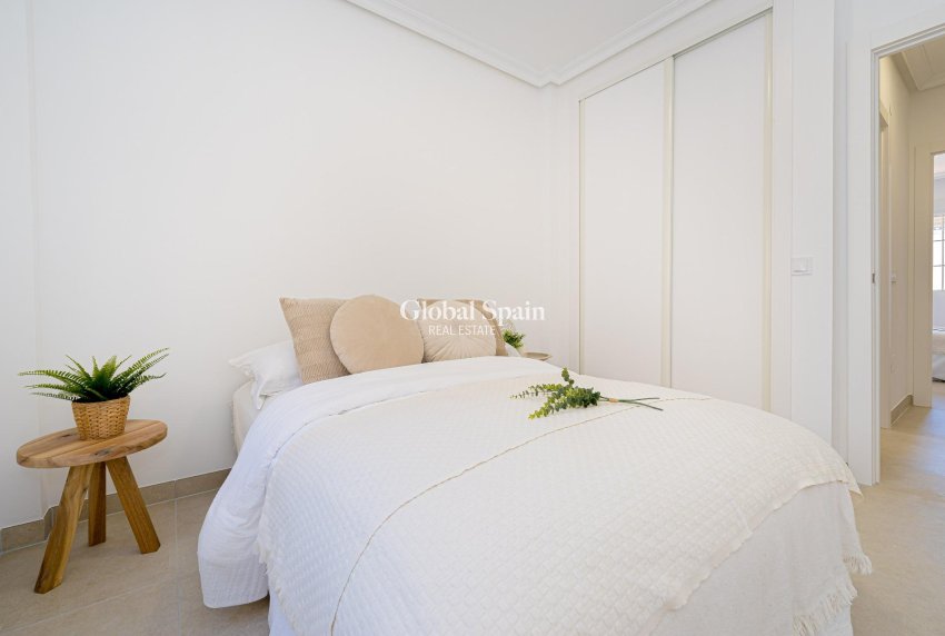 Resale - APARTMENT -
ORIHUELA COSTA - Lomas de Cabo Roig