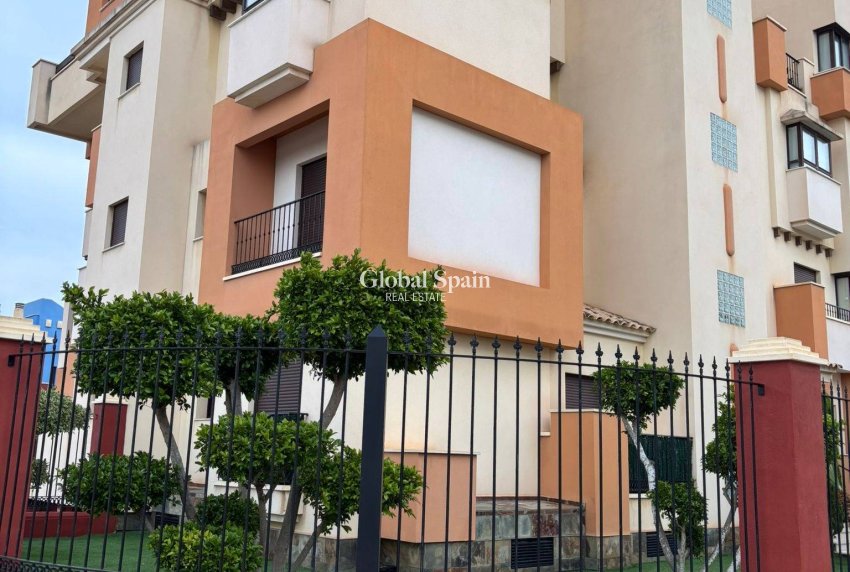 Resale - APARTMENT -
ORIHUELA COSTA - Lomas de Cabo Roig
