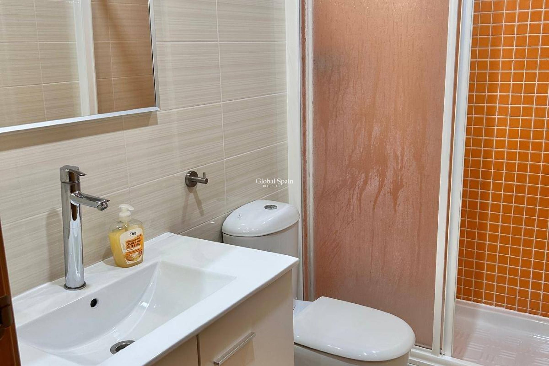 Resale - APARTMENT -
ORIHUELA COSTA - Lomas de Cabo Roig