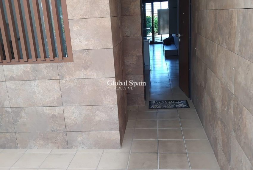 Resale - APARTMENT -
ORIHUELA COSTA - Lomas de Cabo Roig