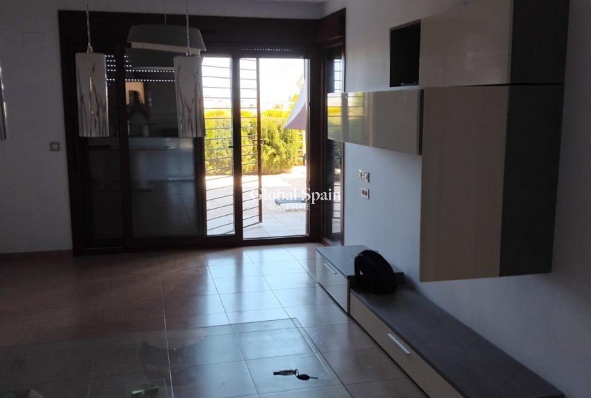 Resale - APARTMENT -
ORIHUELA COSTA - Lomas de Cabo Roig