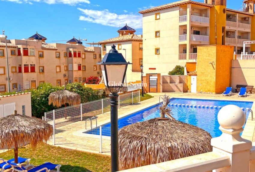 Resale - Apartment -
ORIHUELA COSTA - Lomas de Cabo Roig