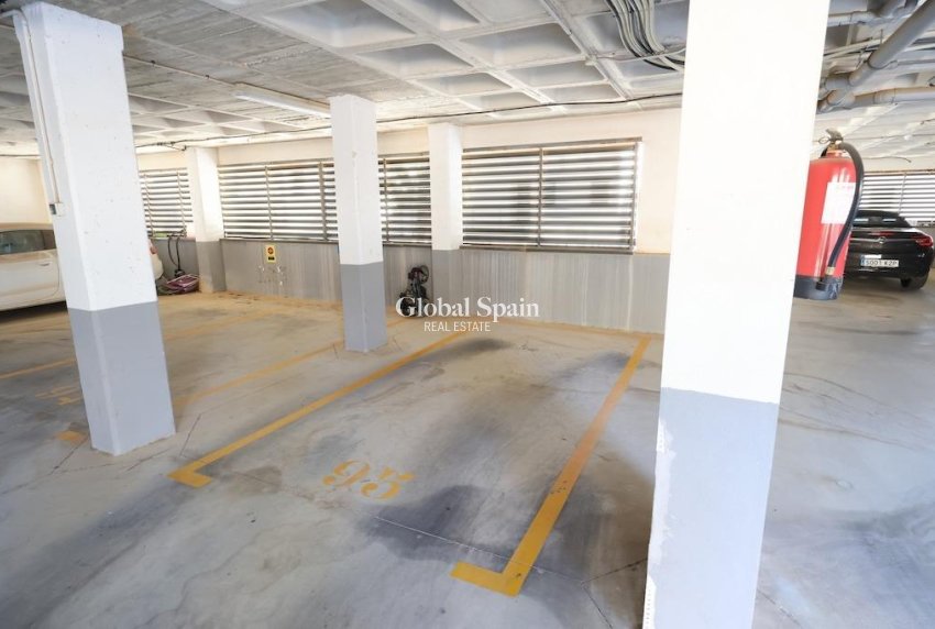 Resale - Apartment -
ORIHUELA COSTA - Lomas de Campoamor-Las Ramblas