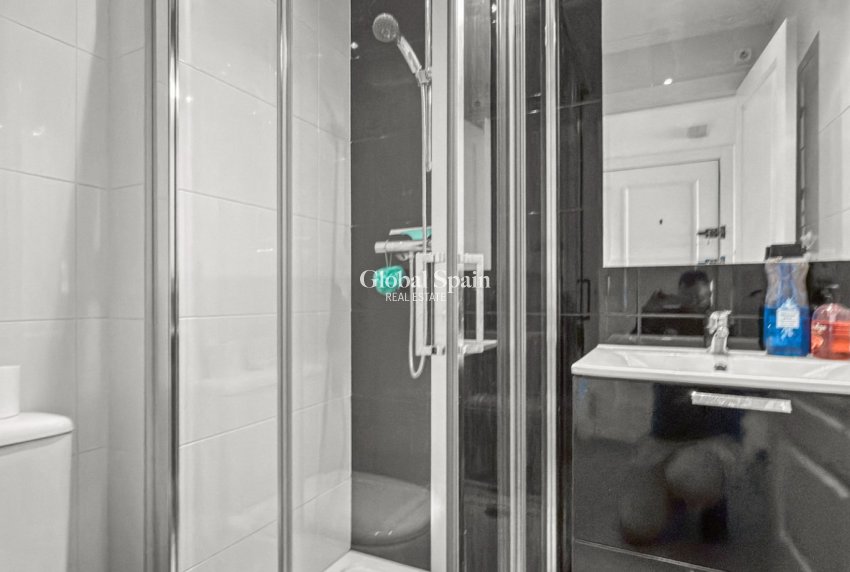 Resale - APARTMENT -
ORIHUELA COSTA - Lomas de Campoamor