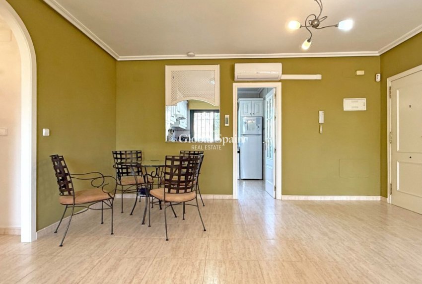 Resale - Apartment -
ORIHUELA COSTA - Lomas de Campoamor