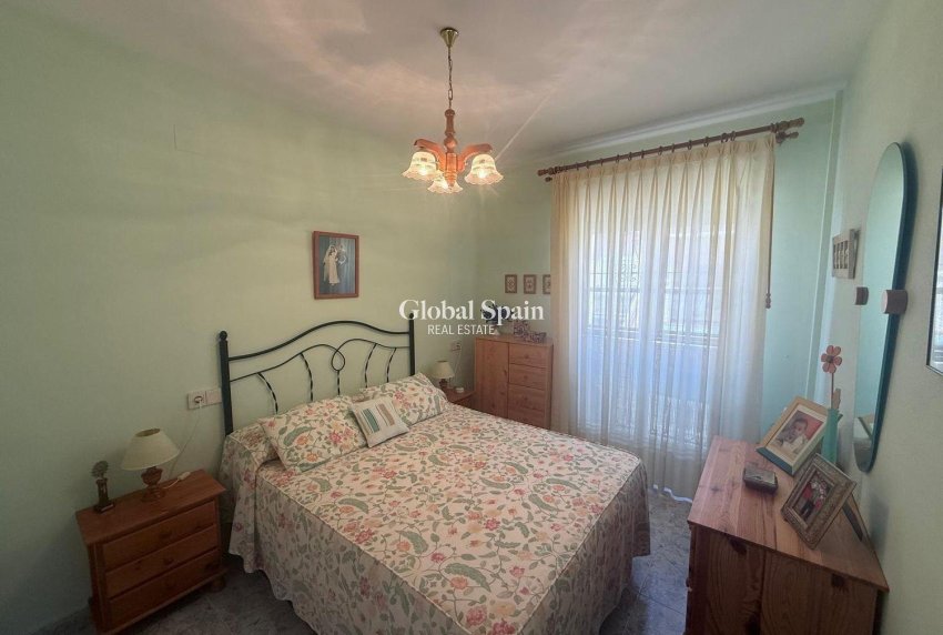 Resale - APARTMENT -
ORIHUELA COSTA - Los Almendros-la Florida