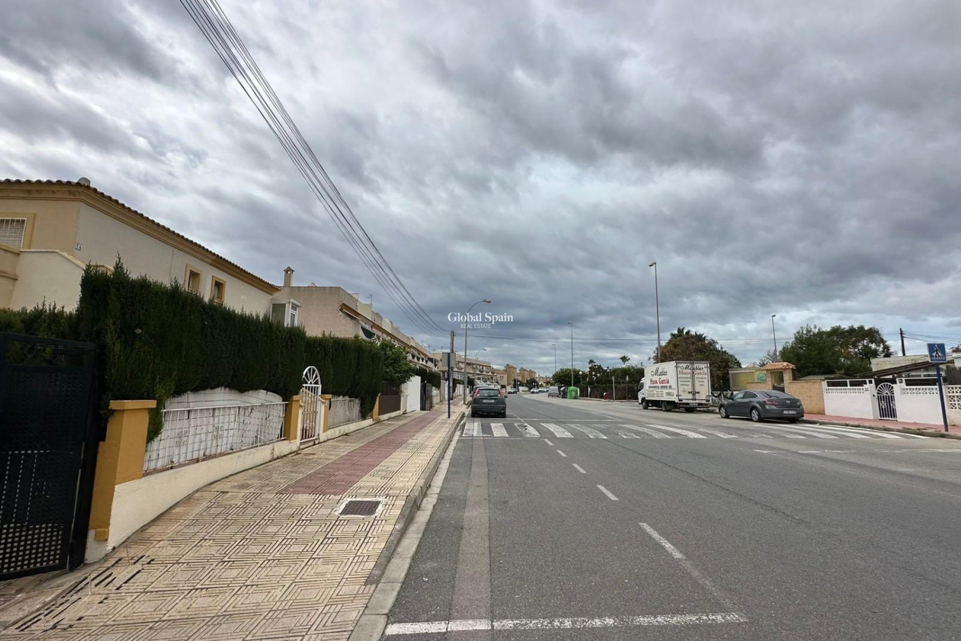 Resale - APARTMENT -
ORIHUELA COSTA - Los Almendros-la Florida