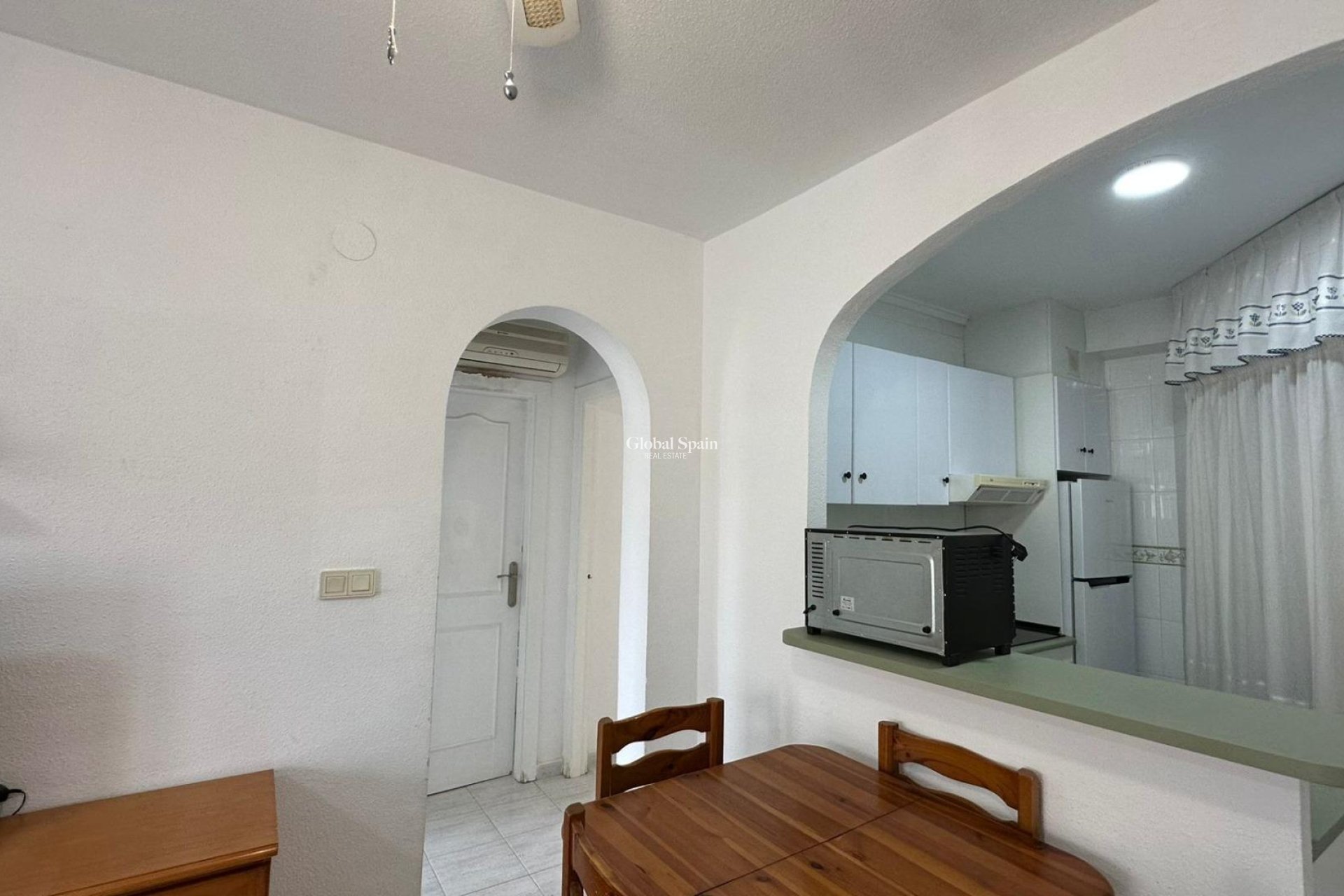 Resale - APARTMENT -
ORIHUELA COSTA - Los Almendros-la Florida