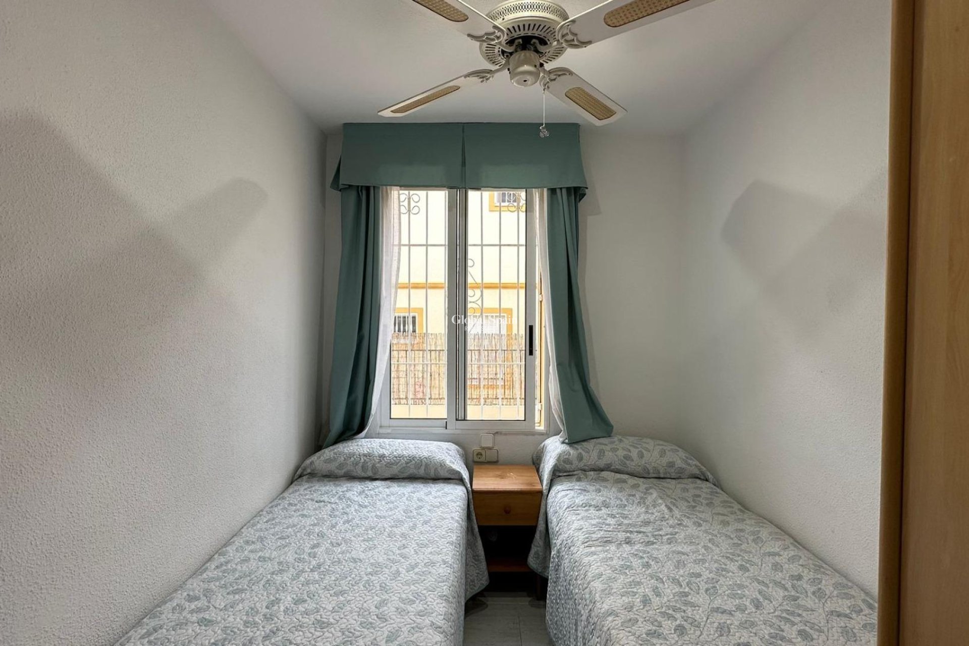 Resale - APARTMENT -
ORIHUELA COSTA - Los Almendros-la Florida