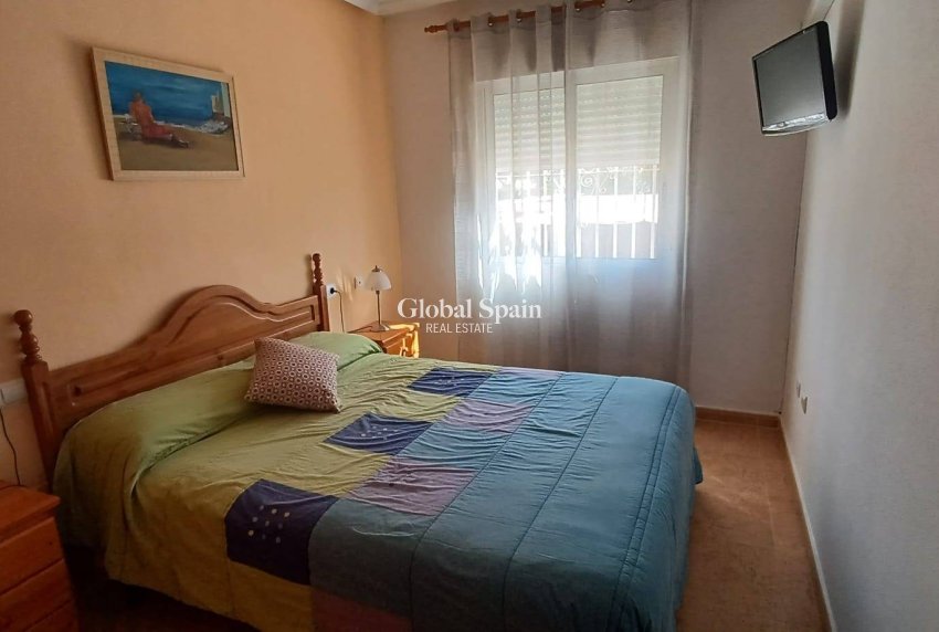 Resale - APARTMENT -
ORIHUELA COSTA - Los Almendros-la Florida
