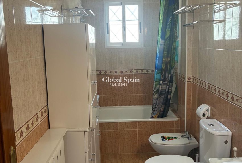 Resale - APARTMENT -
ORIHUELA COSTA - Los Almendros-la Florida