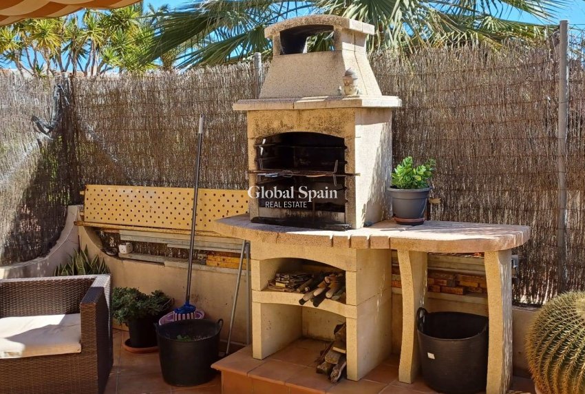 Resale - APARTMENT -
ORIHUELA COSTA - Los Almendros-la Florida