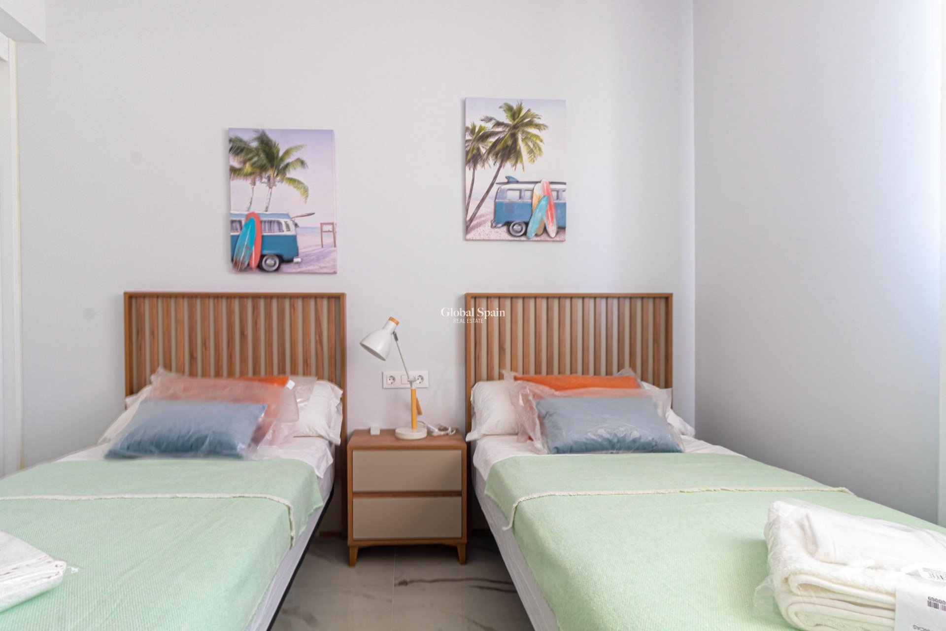 Resale - Apartment -
ORIHUELA COSTA - Los Almendros-La Florida