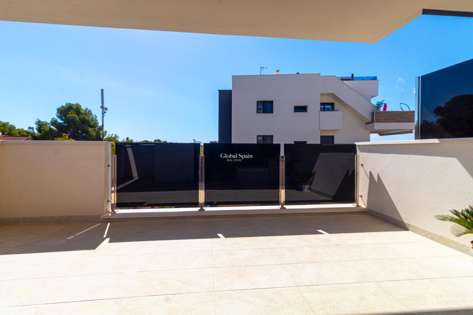 Resale - Apartment -
ORIHUELA COSTA - Los Almendros-La Florida