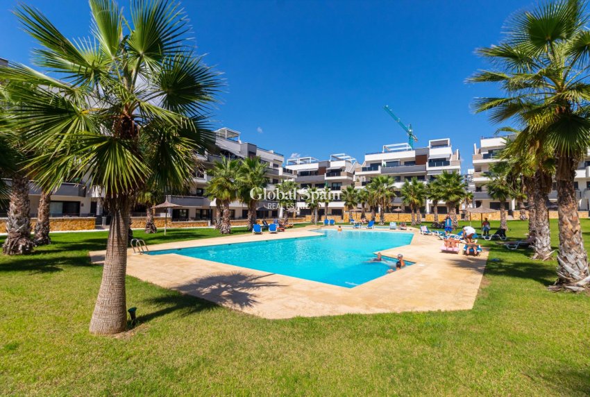Resale - Apartment -
ORIHUELA COSTA - Los Almendros-La Florida