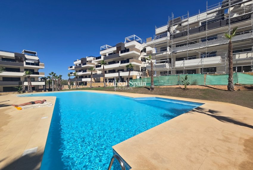 Resale - APARTMENT -
ORIHUELA COSTA - Los Altos *