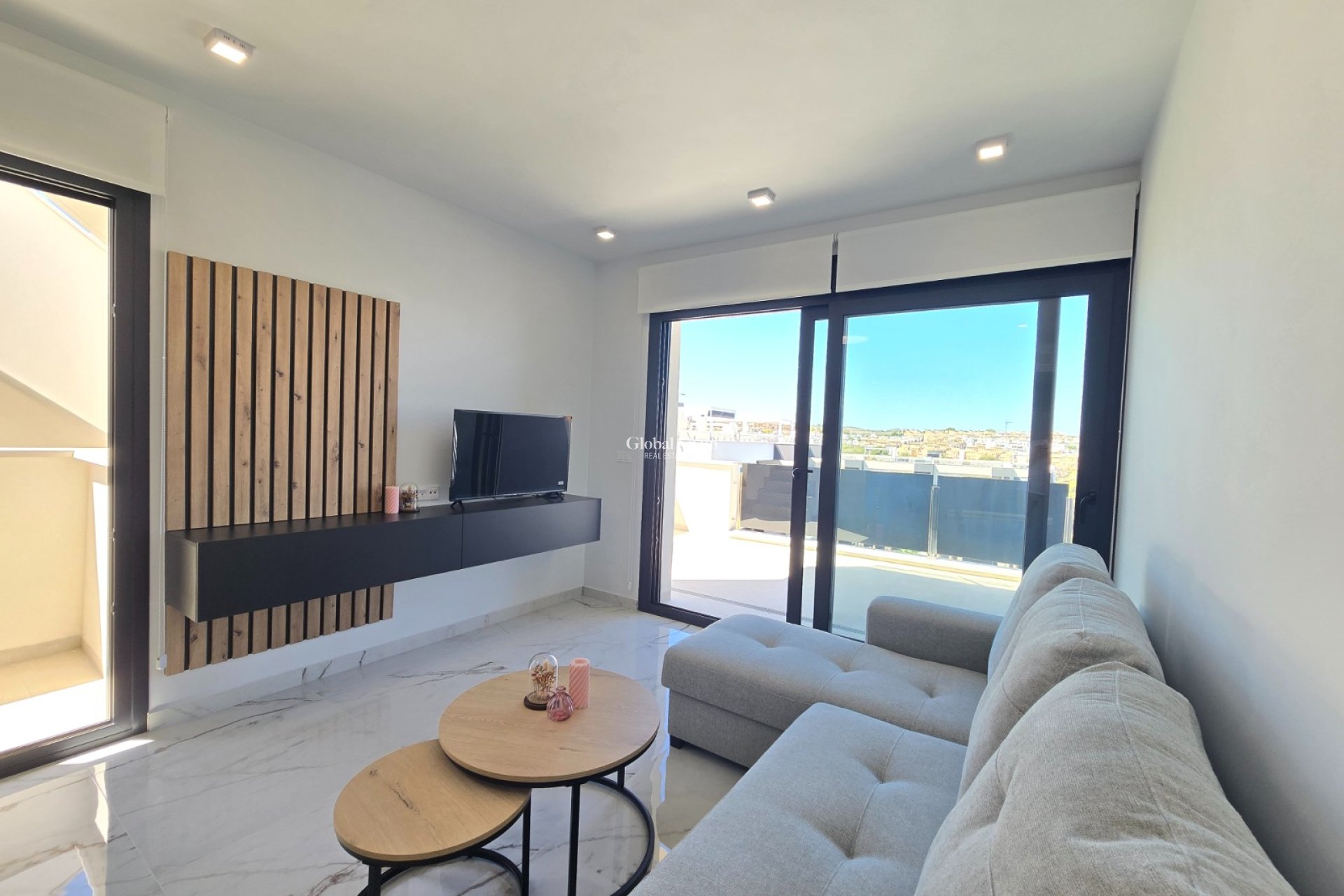 Resale - APARTMENT -
ORIHUELA COSTA - Los Altos *