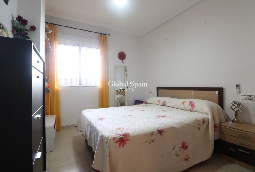 Resale - APARTMENT -
ORIHUELA COSTA - Los Altos