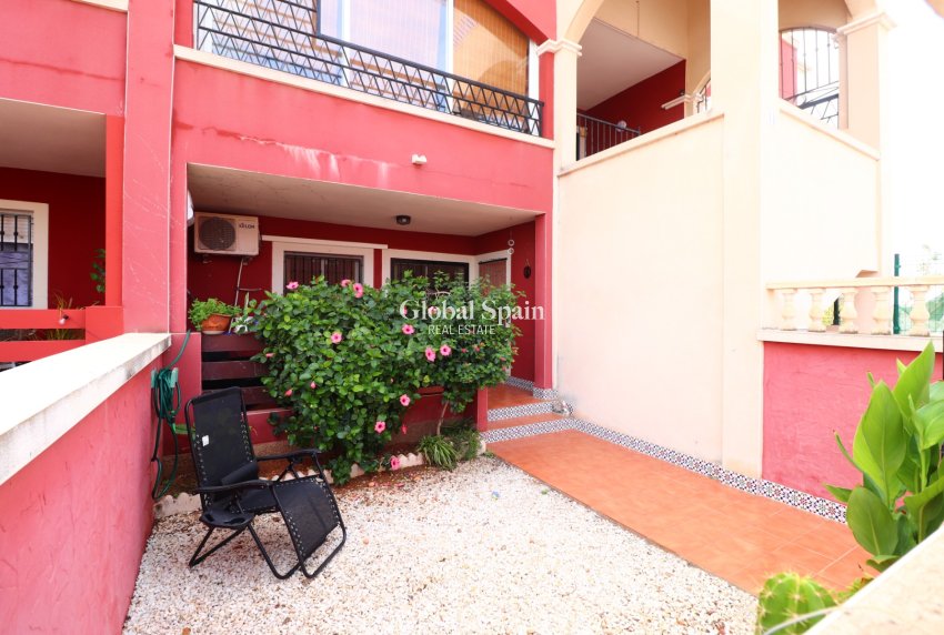 Resale - APARTMENT -
ORIHUELA COSTA - Los Altos