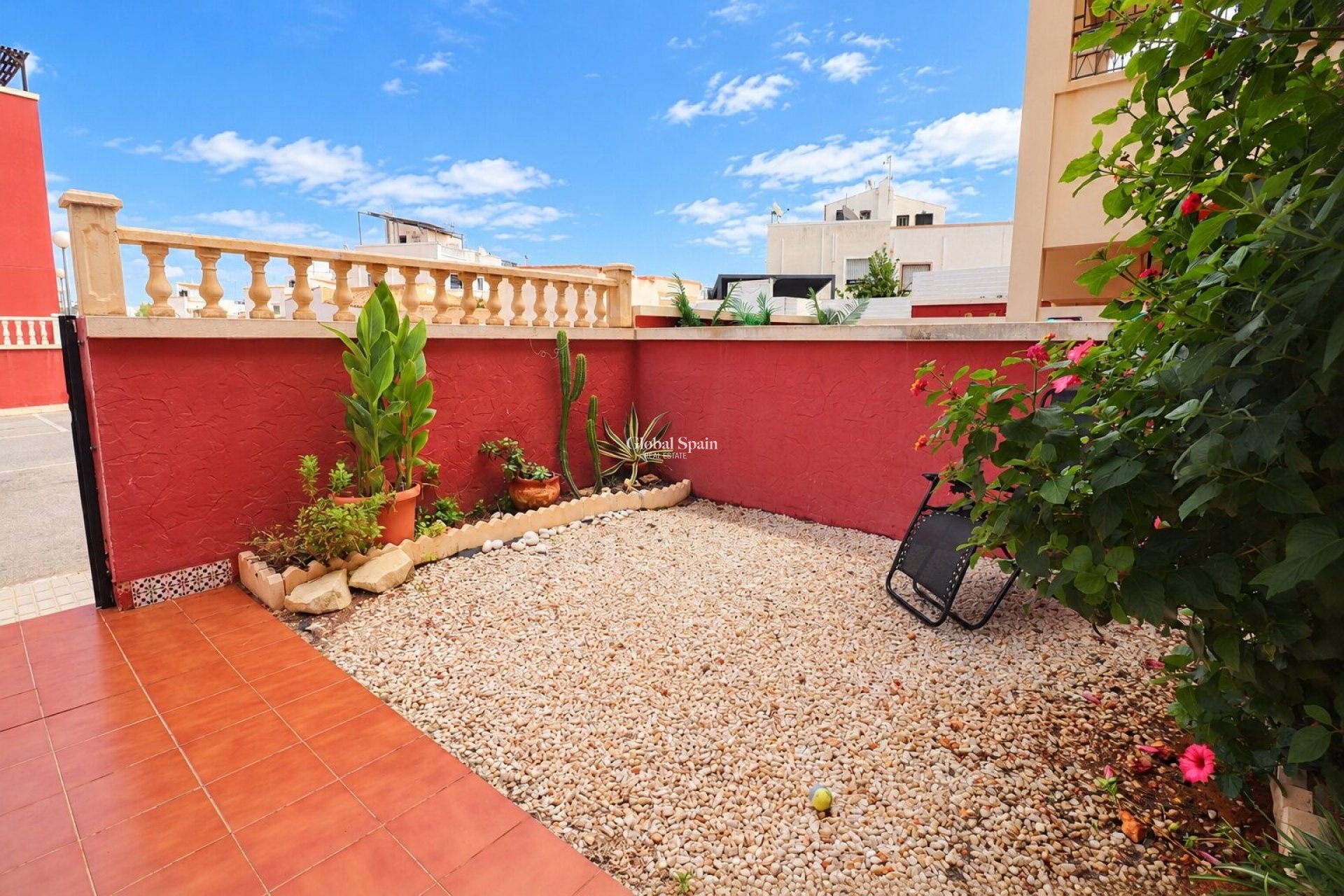 Resale - APARTMENT -
ORIHUELA COSTA - Los Altos