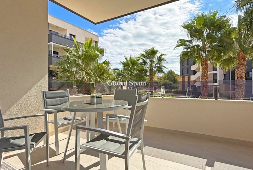 Resale - APARTMENT -
ORIHUELA COSTA - LOS BALCONES - LOS ALTOS