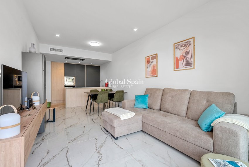 Resale - APARTMENT -
ORIHUELA COSTA - LOS BALCONES - LOS ALTOS