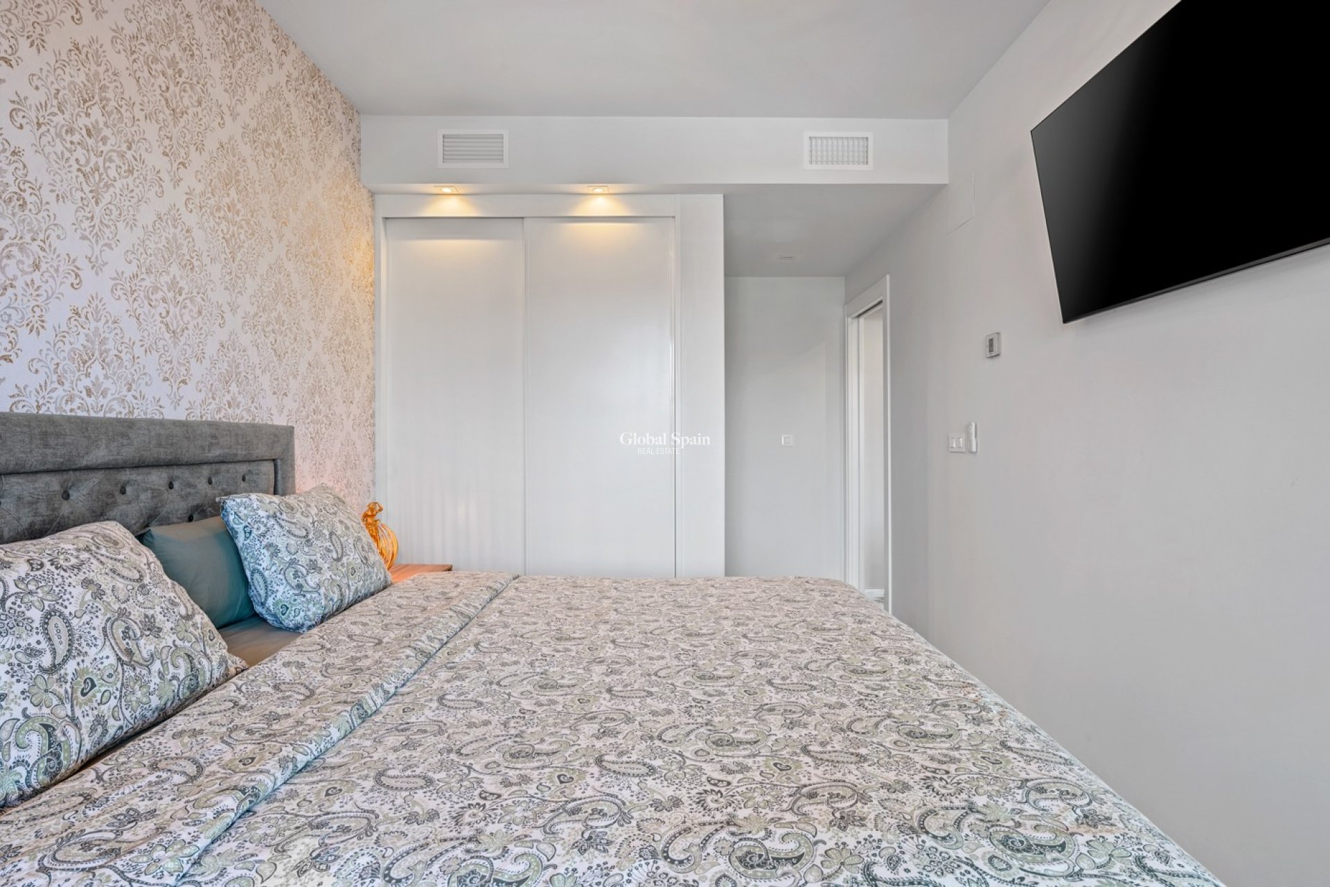 Resale - APARTMENT -
ORIHUELA COSTA - LOS BALCONES - LOS ALTOS