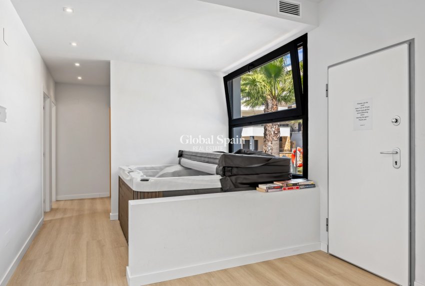 Resale - APARTMENT -
ORIHUELA COSTA - LOS BALCONES - LOS ALTOS