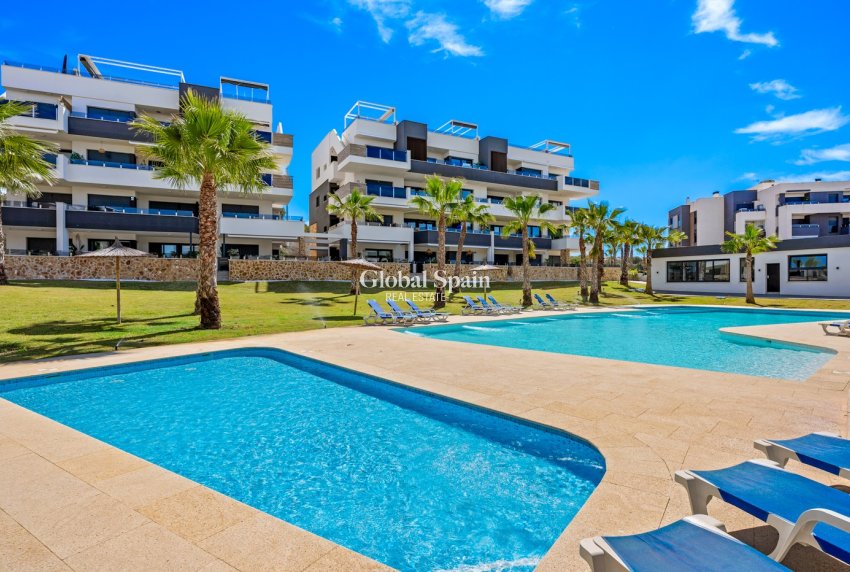 Resale - APARTMENT -
ORIHUELA COSTA - LOS BALCONES - LOS ALTOS