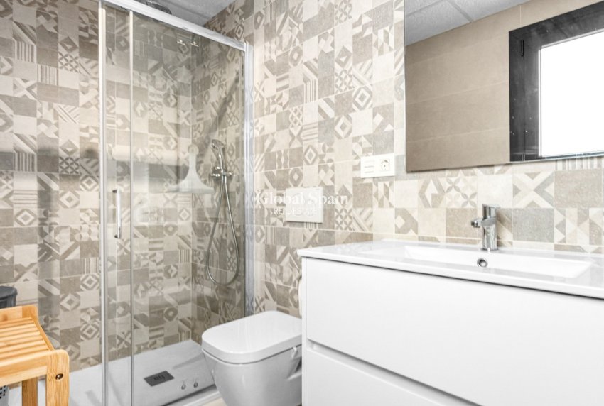 Resale - APARTMENT -
ORIHUELA COSTA - LOS BALCONES - LOS ALTOS